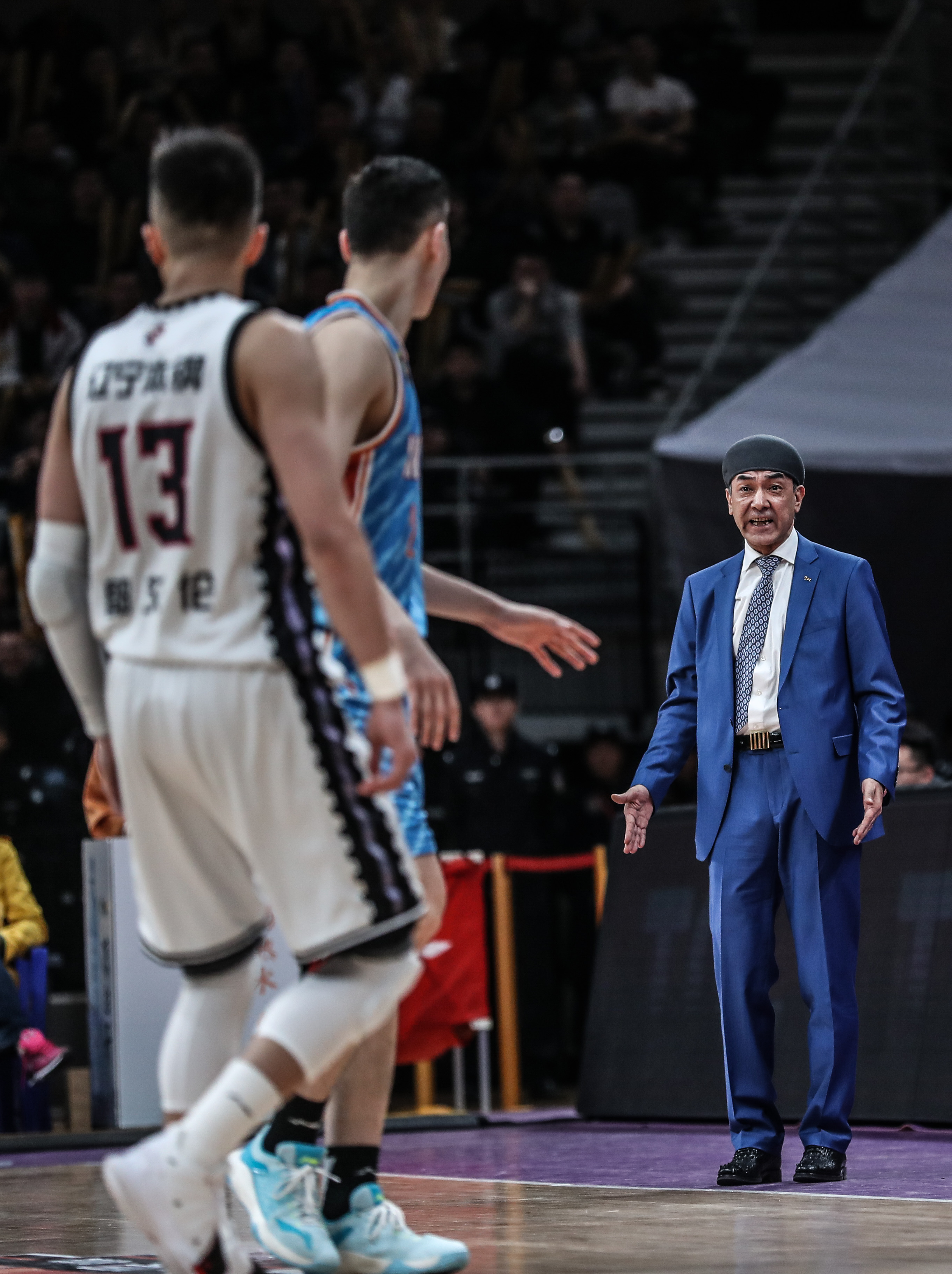 九游娱乐网页版-欧篮联倒计时，新疆广汇今夜止住颓势，细节引发关注，球迷炸锅，赛程密集仍需轮换的简单介绍