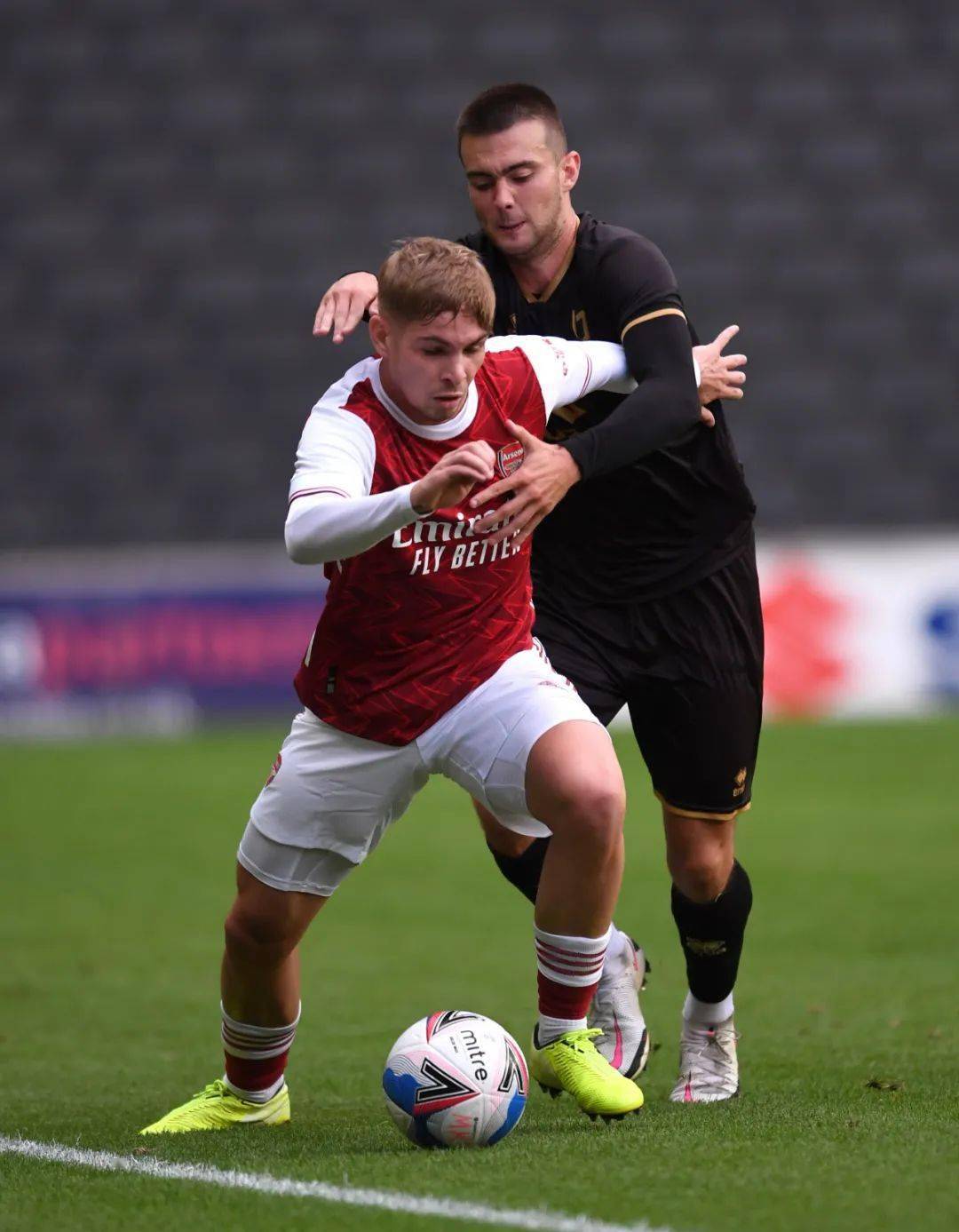 九游娱乐网页版-包含德国杯倒计时，上海海港转会期复出首秀，细节引发关注，媒体盛赞，赛季目标并未改变的词条