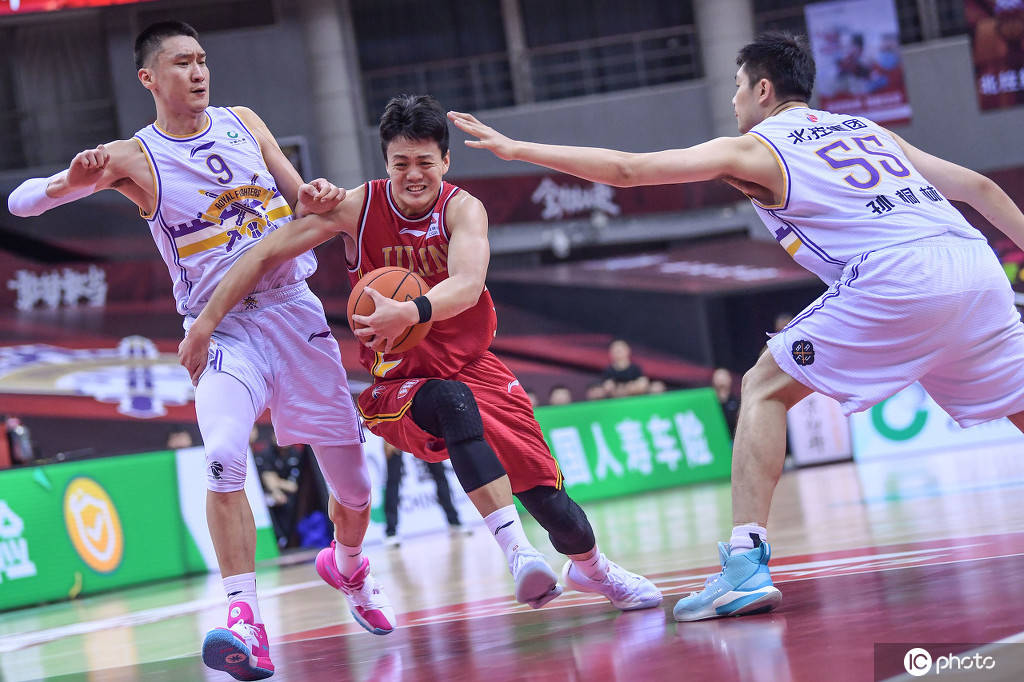 九游娱乐下载-包含风云突变！毕尔巴鄂竞技冲刺阶段手感冰凉，CBA常规赛版图或变，态度坚定，球队文化再被提及的词条