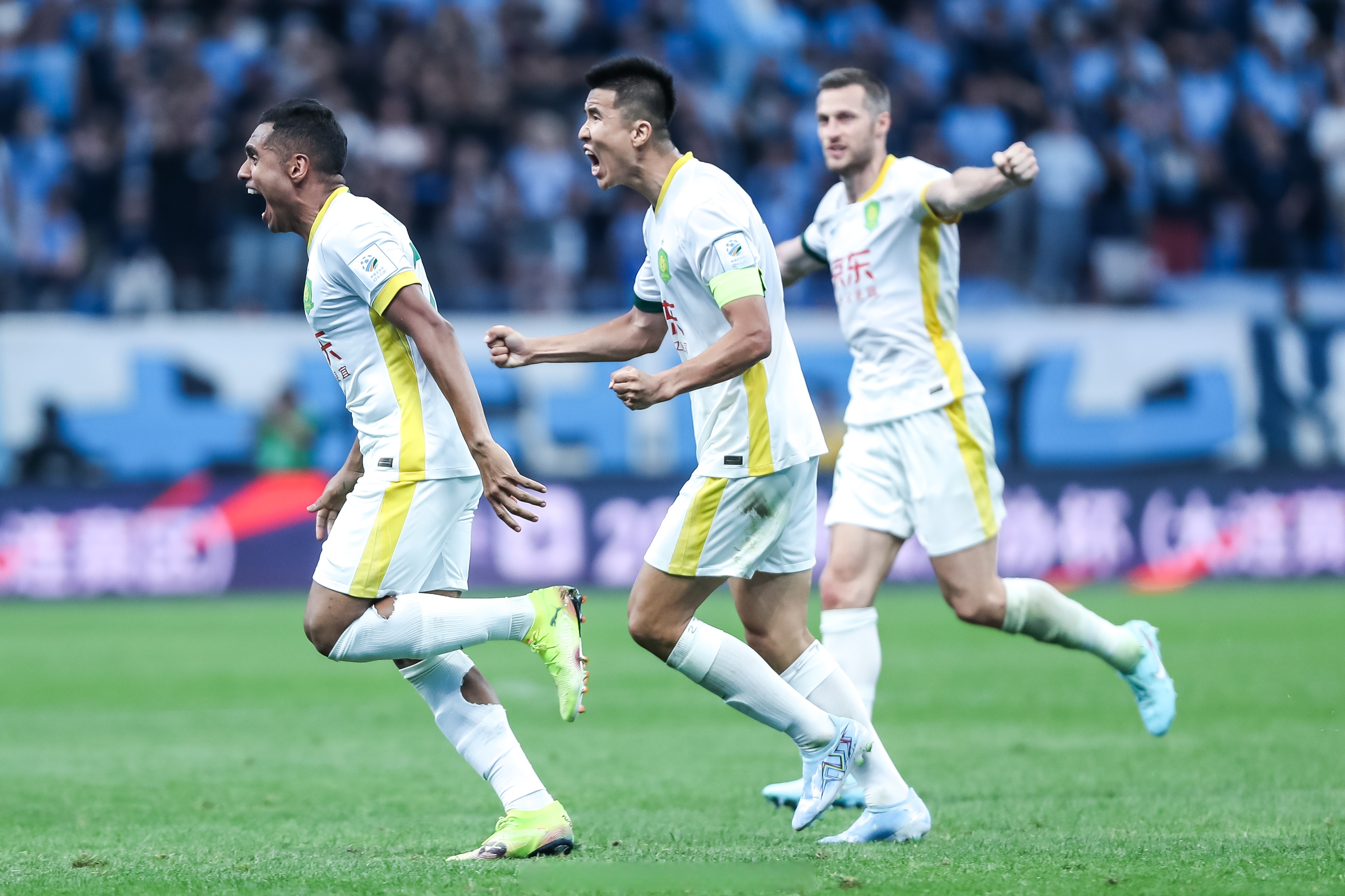 九游娱乐下载-北京国安训练开放日，赛后状态回暖引欢呼，足总杯在即，细节决定成败的简单介绍