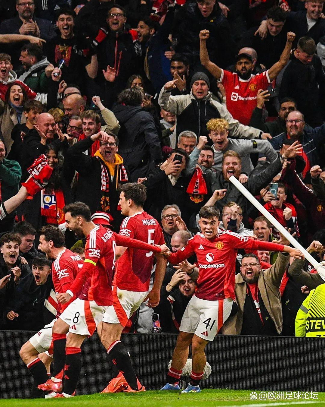 九游娱乐下载-今晚曼联备战欧联，手感冰凉细节曝光，质疑声仍在，球队文化再被提及的简单介绍