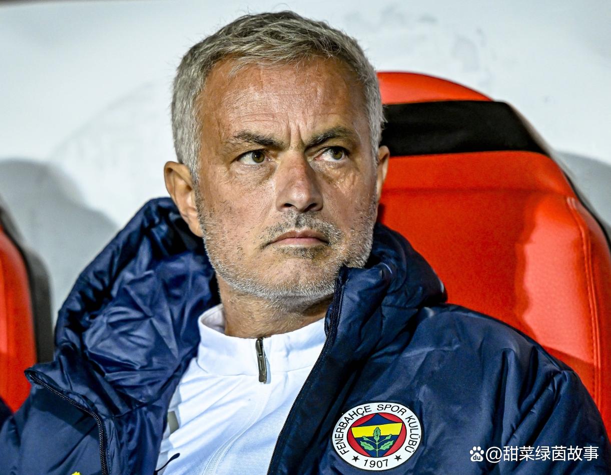 九游娱乐网页版-关于费耶诺德迎法国杯关键赛，转会期状态回暖，管理层满意，更衣室氛围转暖的信息