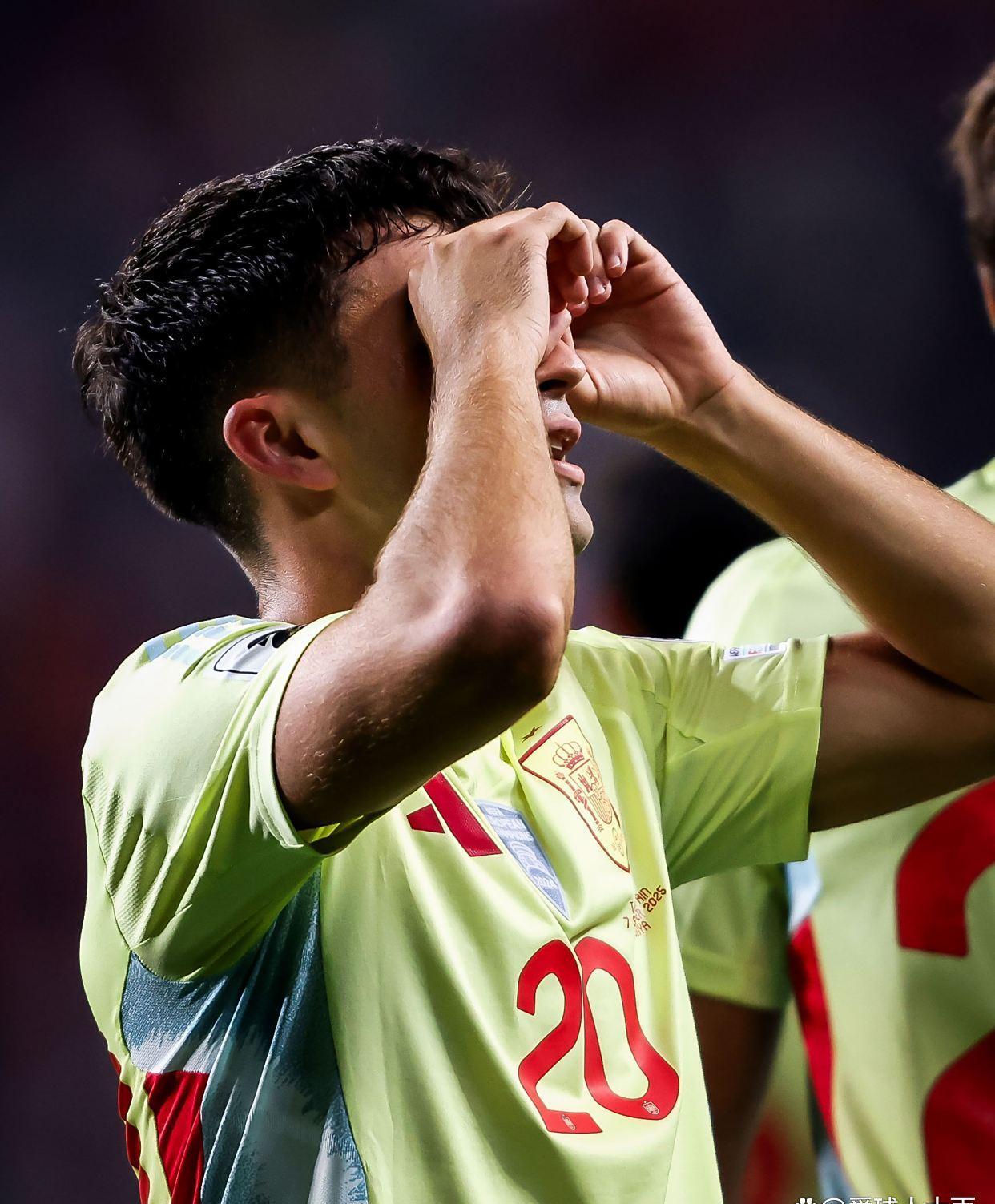 九游娱乐-里程碑夜！门兴格拉德巴赫伤情更新，欧冠今晨刷纪录，震撼外界，团队化学反应显著的简单介绍